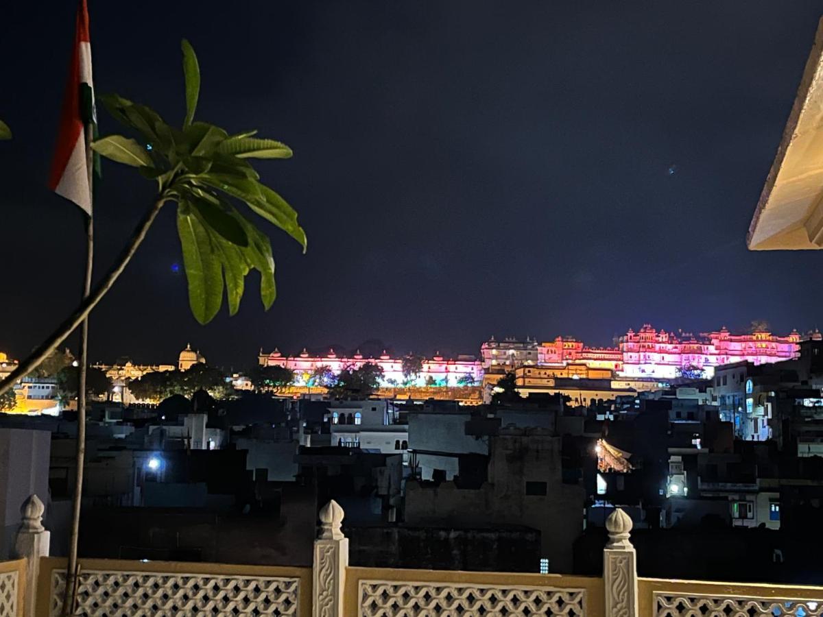 Petal Of Mewar - A Luxury Boutique Hotel Udaipur Eksteriør billede