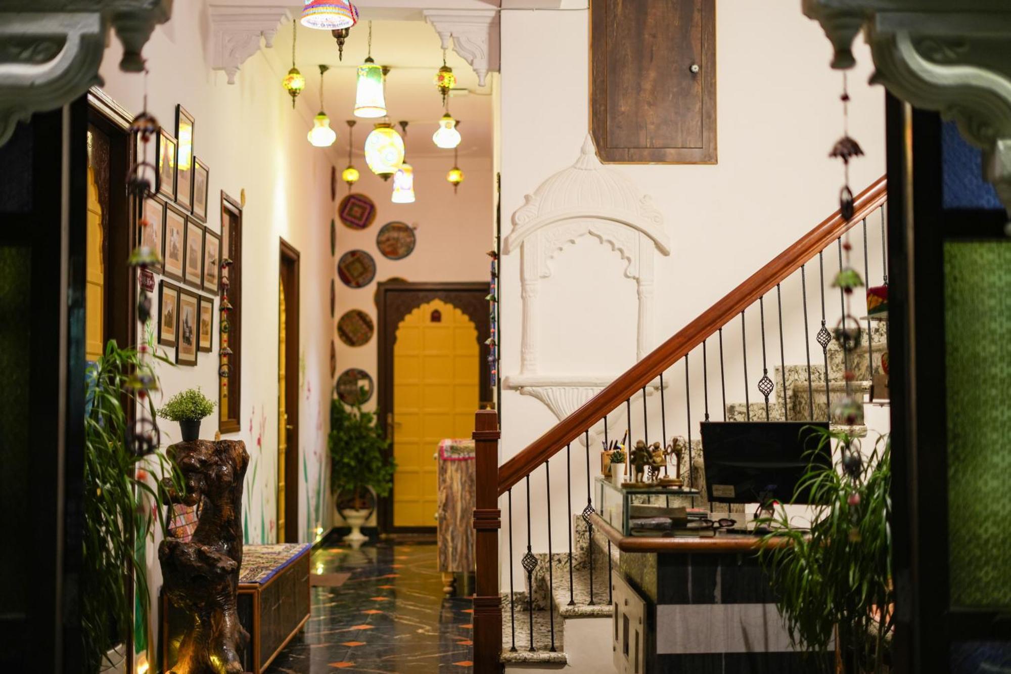 Petal Of Mewar - A Luxury Boutique Hotel Udaipur Eksteriør billede