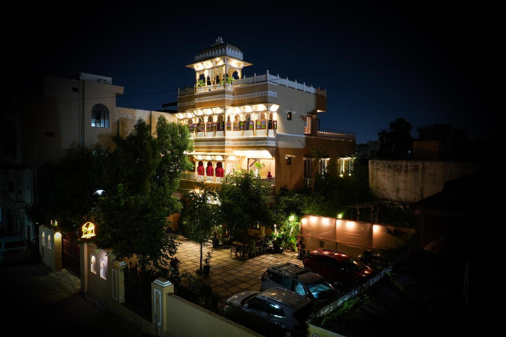 Petal Of Mewar - A Luxury Boutique Hotel Udaipur Eksteriør billede