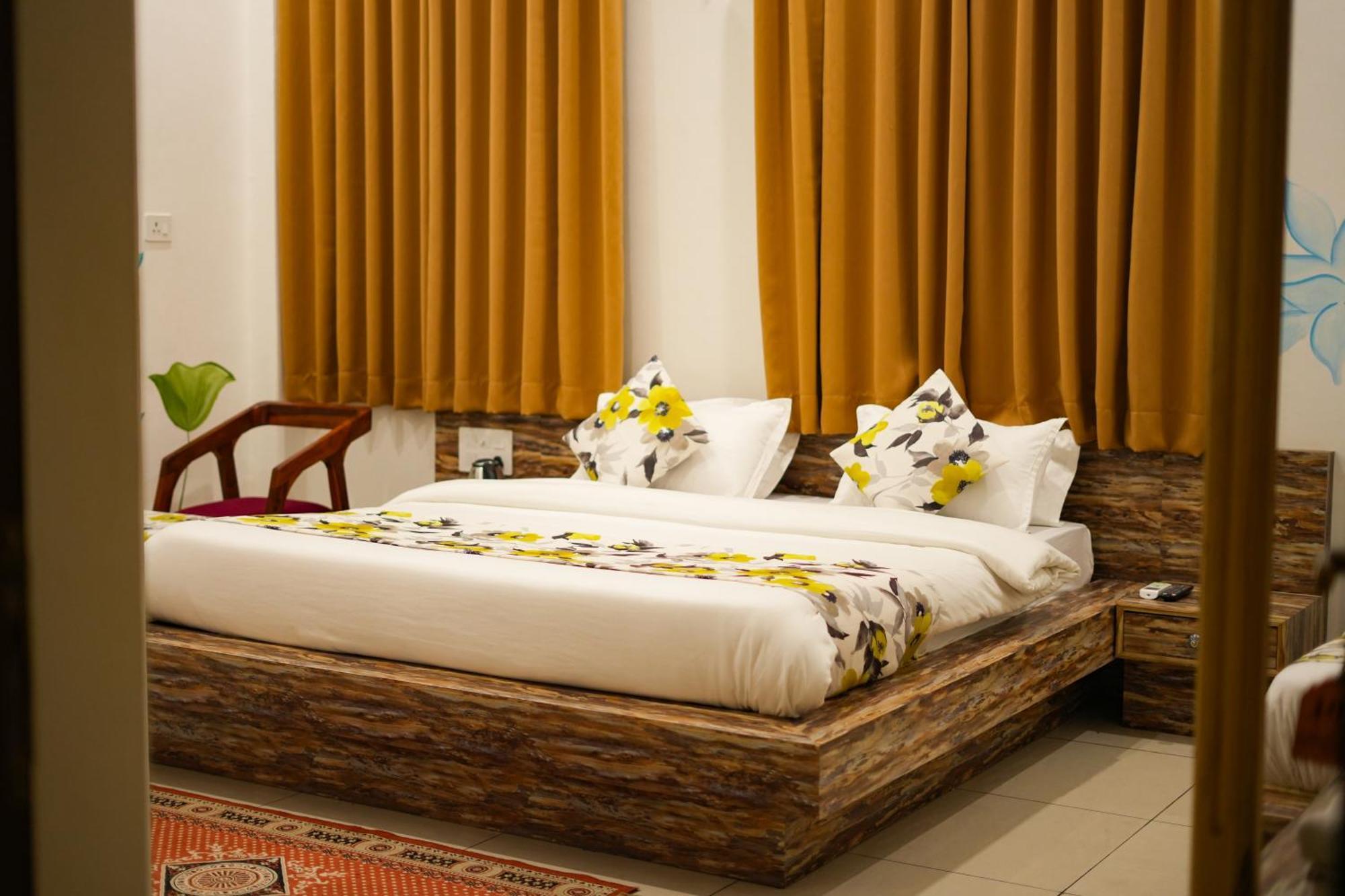 Petal Of Mewar - A Luxury Boutique Hotel Udaipur Eksteriør billede